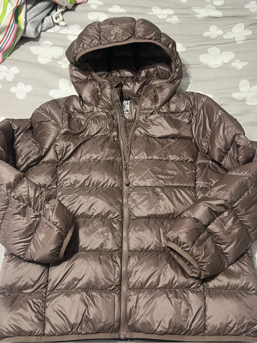 Aritzia Hooded Quilted Puffer Jacket in Taupe Brown